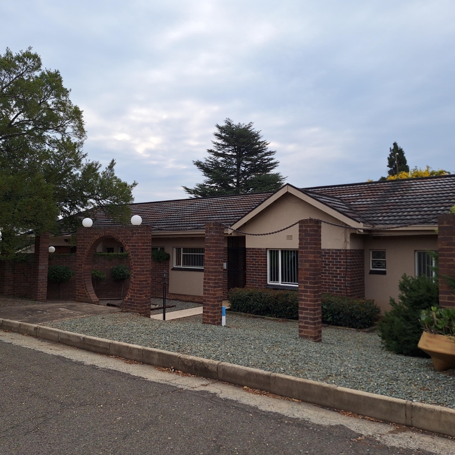 4 Bedroom Property for Sale in Frankfort Free State